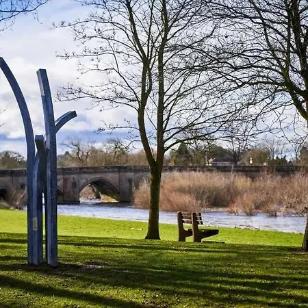 Feriehus Host And - River Hill House Croft-on-Tees