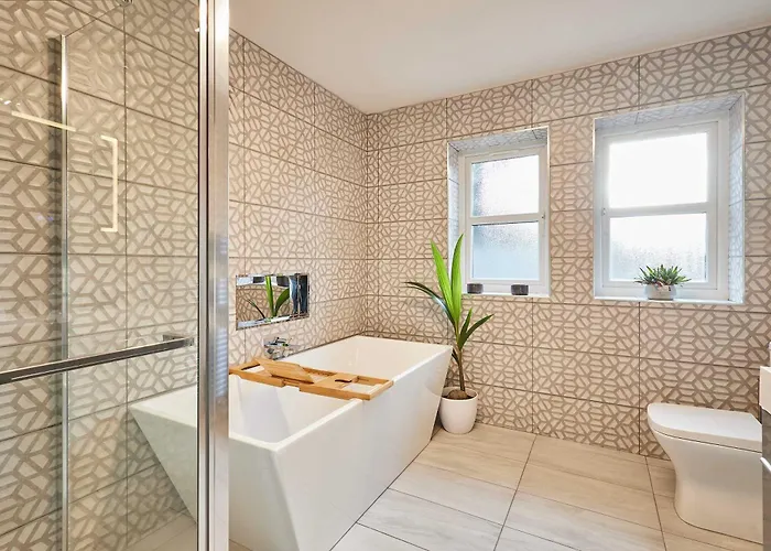 Host And - River Hill House