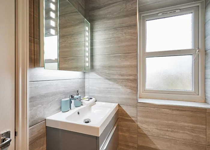 Сasa de vacaciones Host And - River Hill House