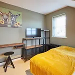 Host And - River Hill House Vakantiehuis